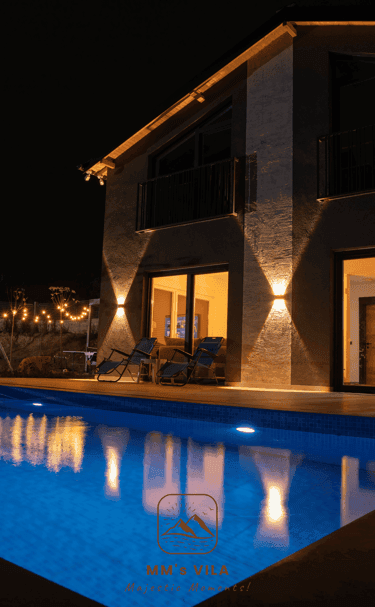 Luxurious Vila Accommodation in Makresh Mountain with Stunning Views | MM's Vila photo 3